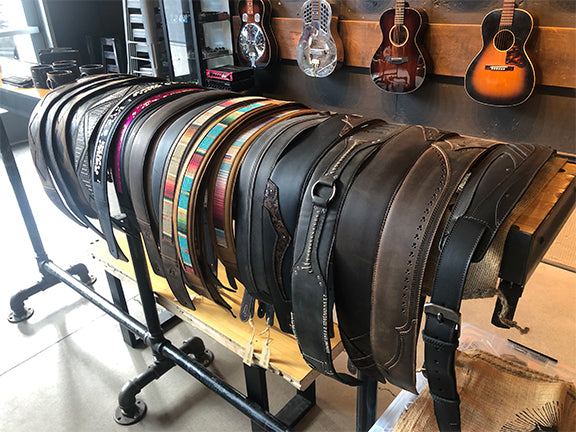 Choosing the Right Guitar Strap Length