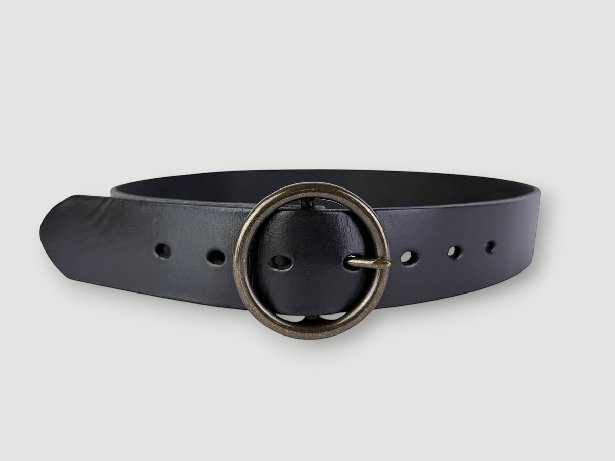 "Folio" Leather Belt - 1 1/2" Wide, Raven Black, No Stitching, O-Ring Buckle, Antique Brass