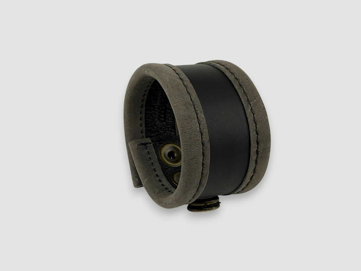 Flange Leather Cuff - Carbon Black / Aged Steel