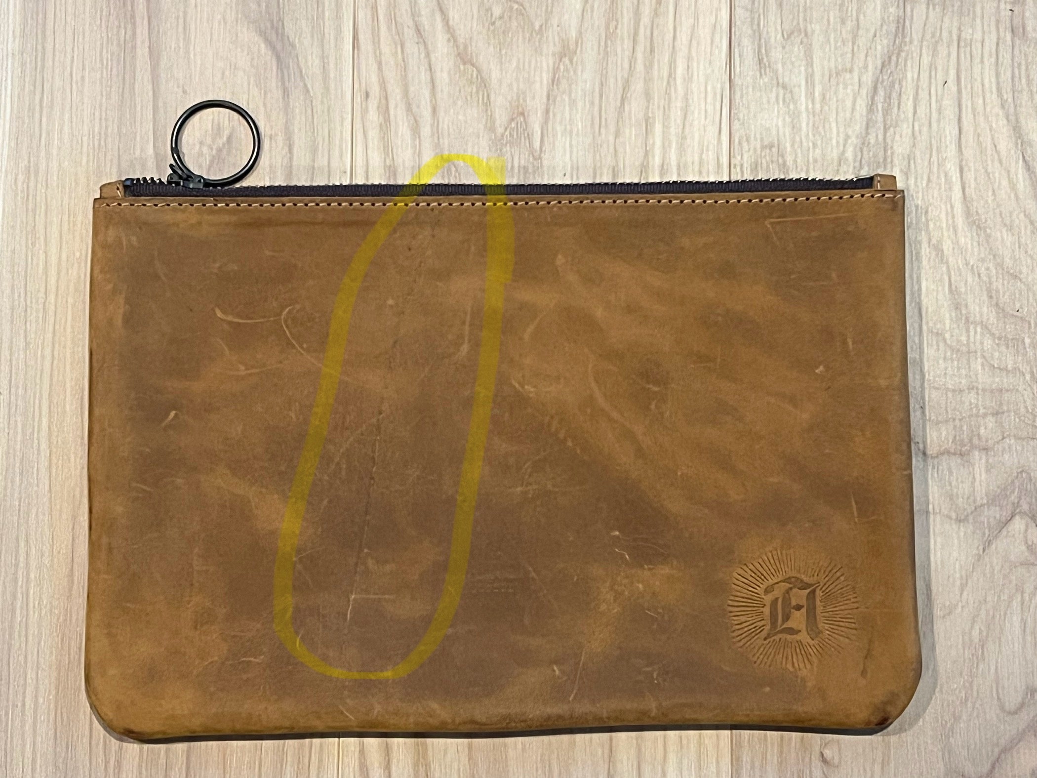 B-STOCK - Leather Zipper Pouch - Tobacco Medium