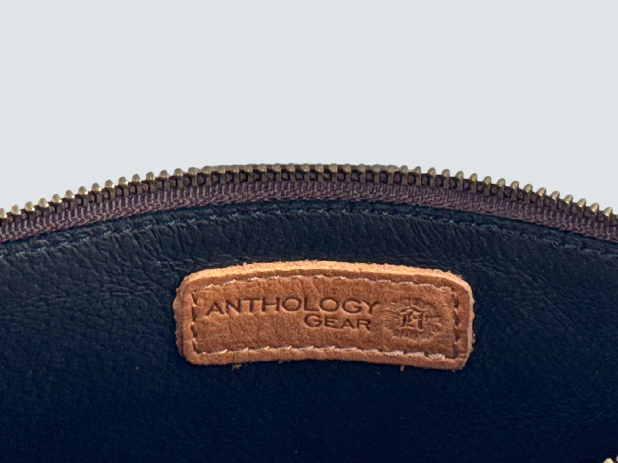 Leather Zipper Pouch - Pecan Vegetable-Tanned