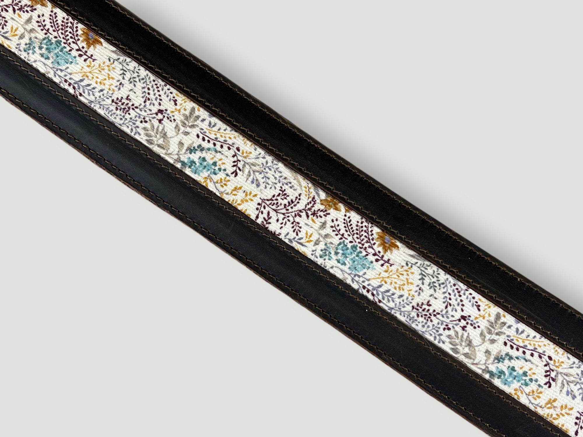 Wildwood - Whiskey Brown Leather Guitar Strap