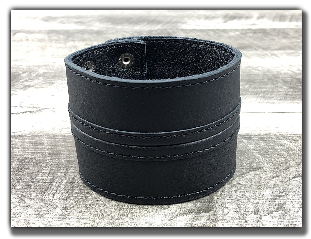 Straight Up - Carbon Black Leather Cuff - CLEARING OUT OLD STYLE WITH SMALLER SNAPS
