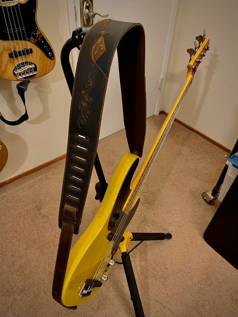 Shadowlands Leather Guitar Strap