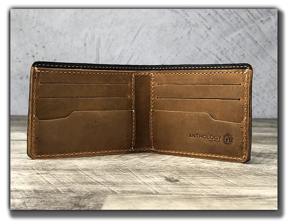 Minimalist Leather Bi-Fold Wallet - Tobacco