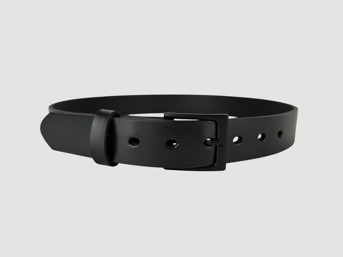 "Folio" Leather Belt - 1 1/4" Wide, Raven Black, No Stitching, Heel Bar Buckle, Matte Black