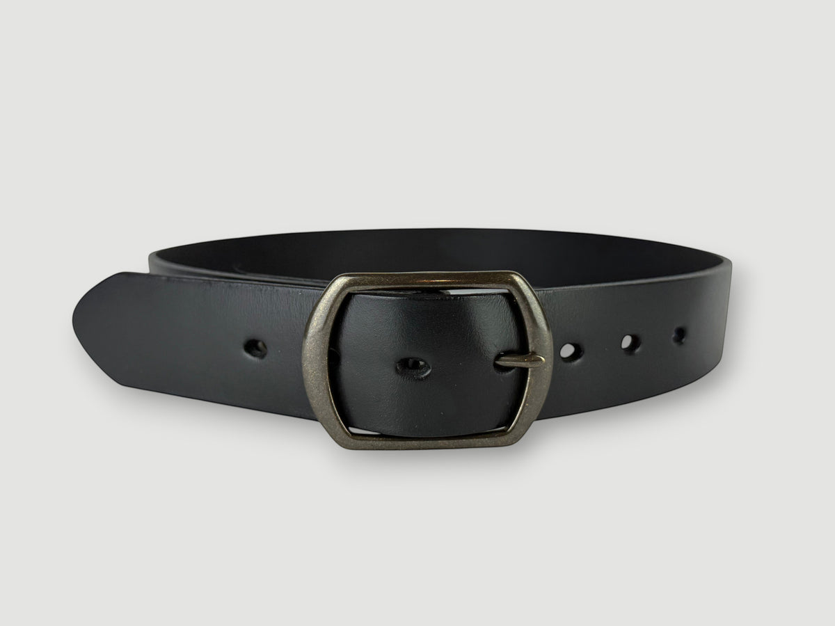 "Folio" Leather Belt - 1 1/2" Wide, Raven Black, No Stitching, Center Bar Buckle, Antique Brass