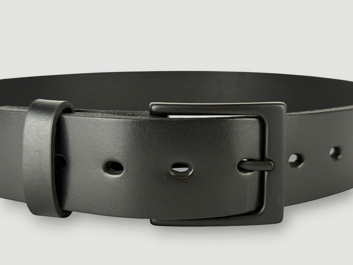"Folio" Leather Belt - 1 1/2" Wide, Raven Black, No Stitching, Heel Bar Buckle, Matte Black