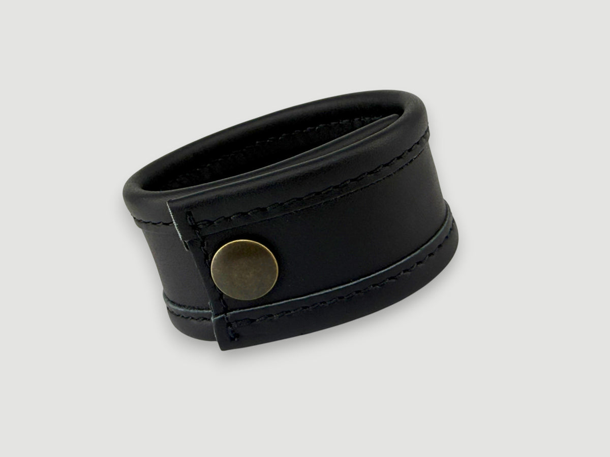 Flange - Carbon Black Leather Cuff