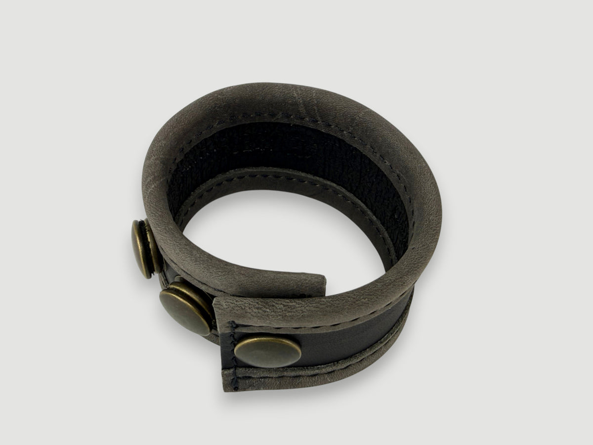 Flange Leather Cuff - Carbon Black / Aged Steel