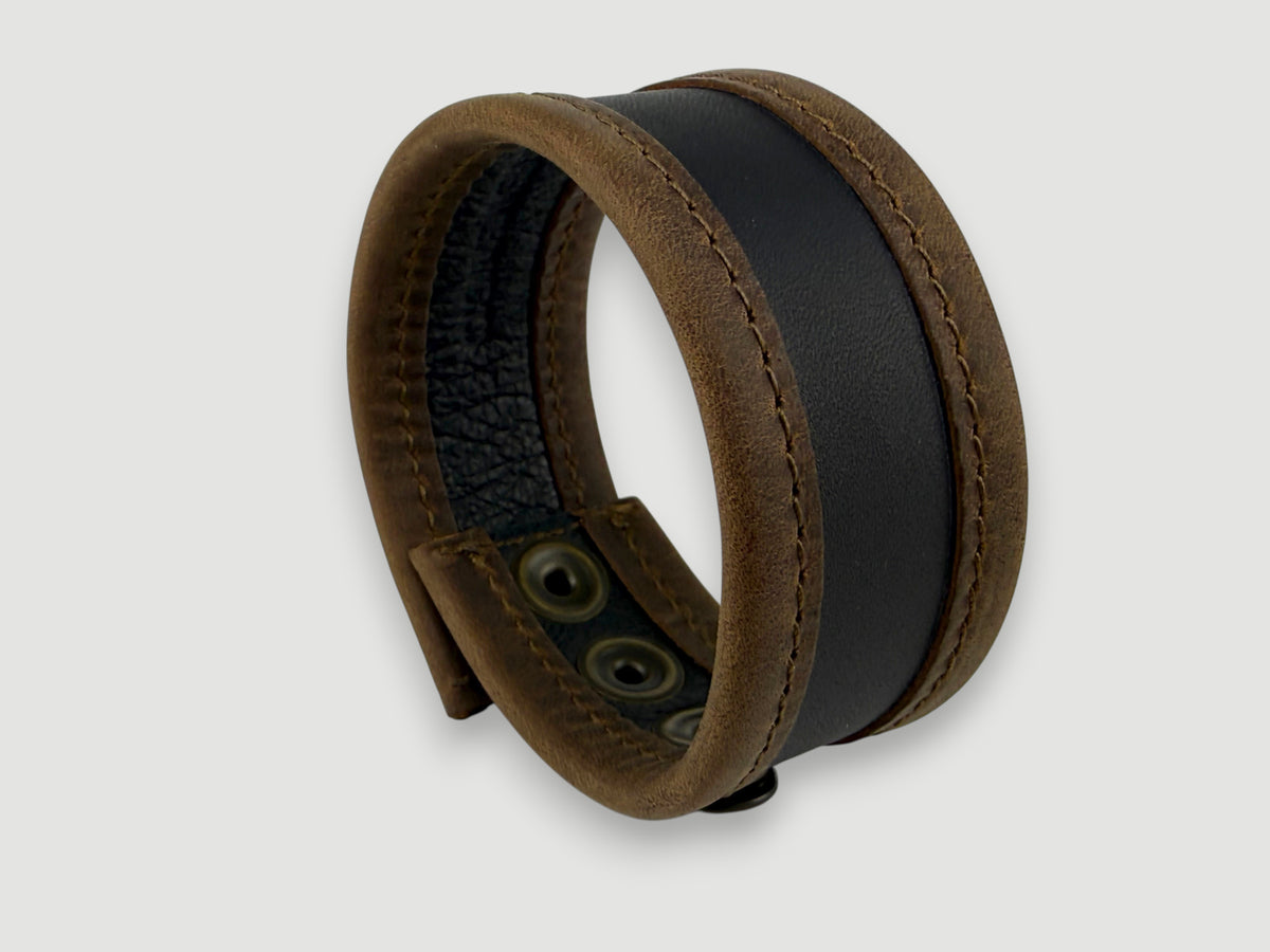 Flange Leather Cuff - Carbon Black / Whiskey Brown