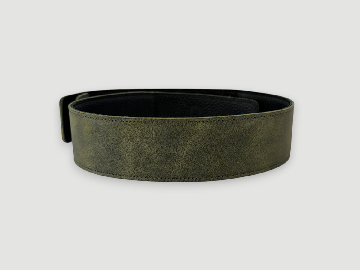 The Reticent - Relic Green Leather Guitar Strap