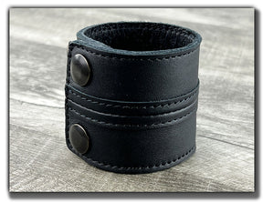 Straight Up - Carbon Black Leather Cuff