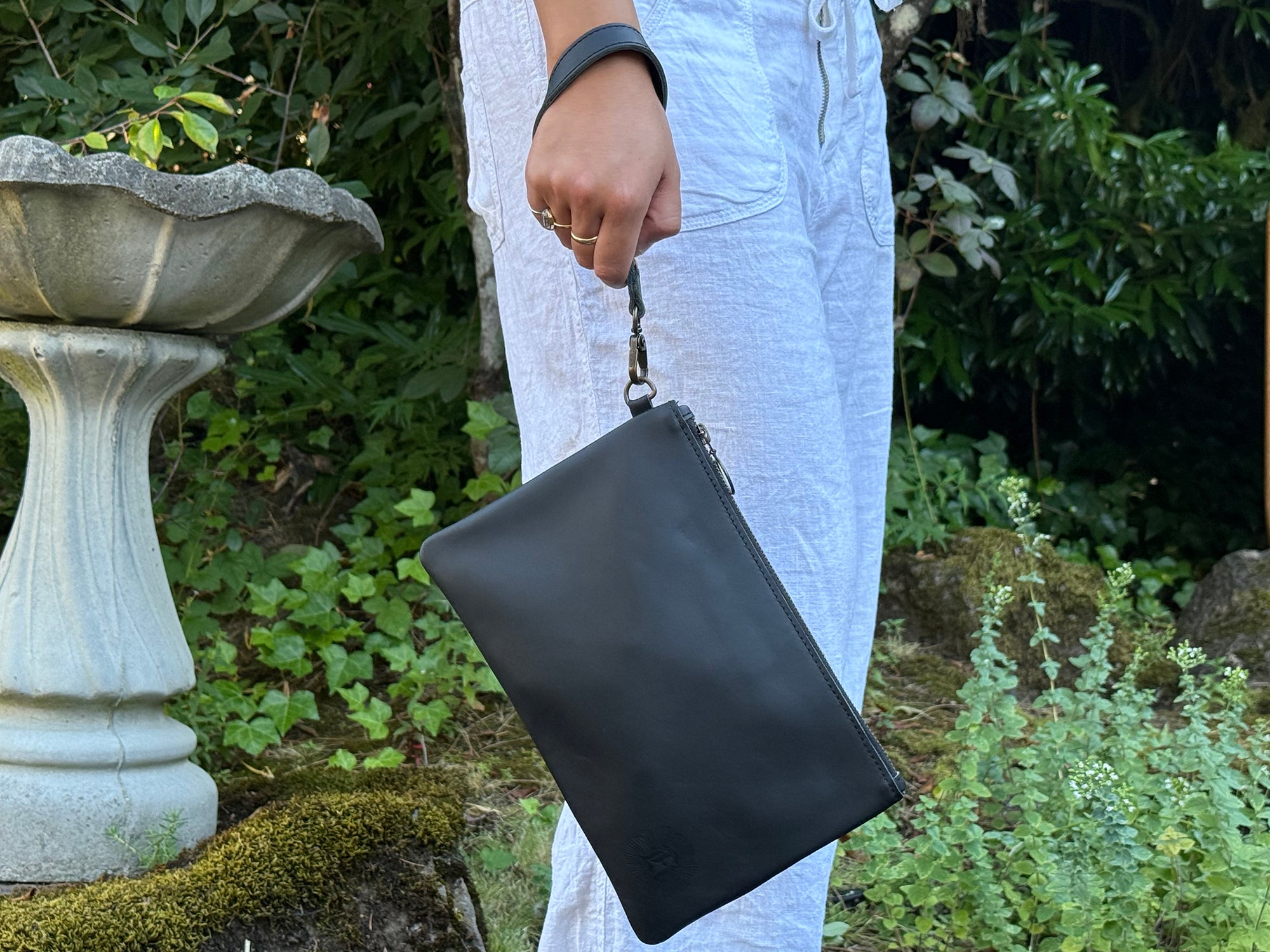Leather Zipper Pouch - Carbon Black