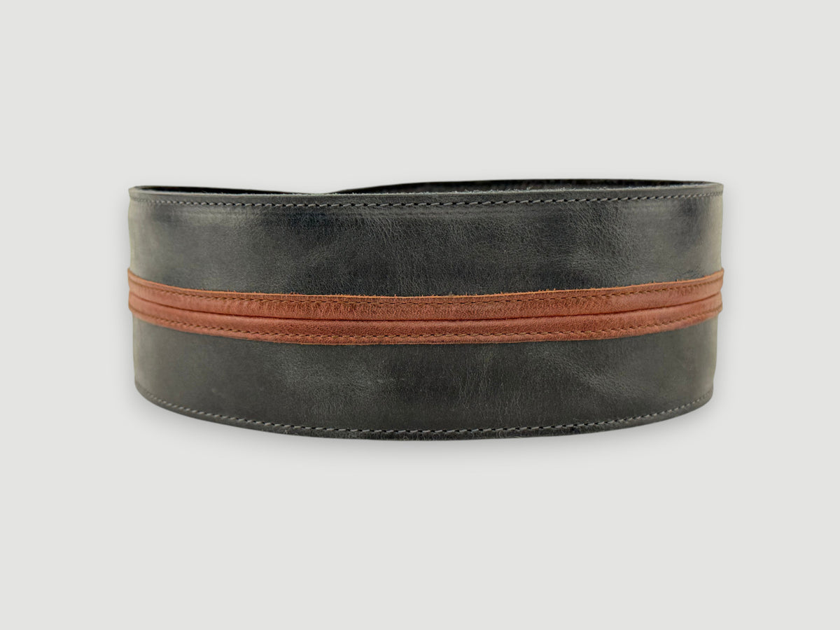 Straight Up - Relic Black with Cognac Stripe Leather Guitar Strap