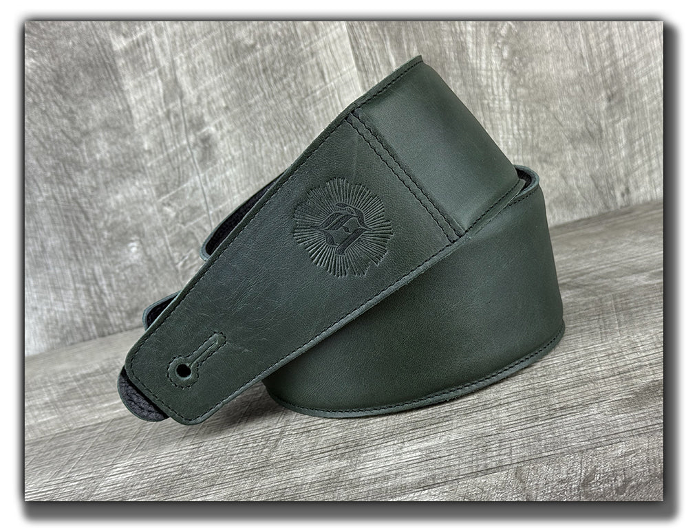 The Reticent - Nightfern Veg Tan Leather Guitar Strap