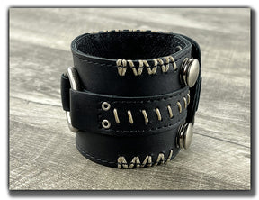No Quarter - Carbon Black Leather Cuff