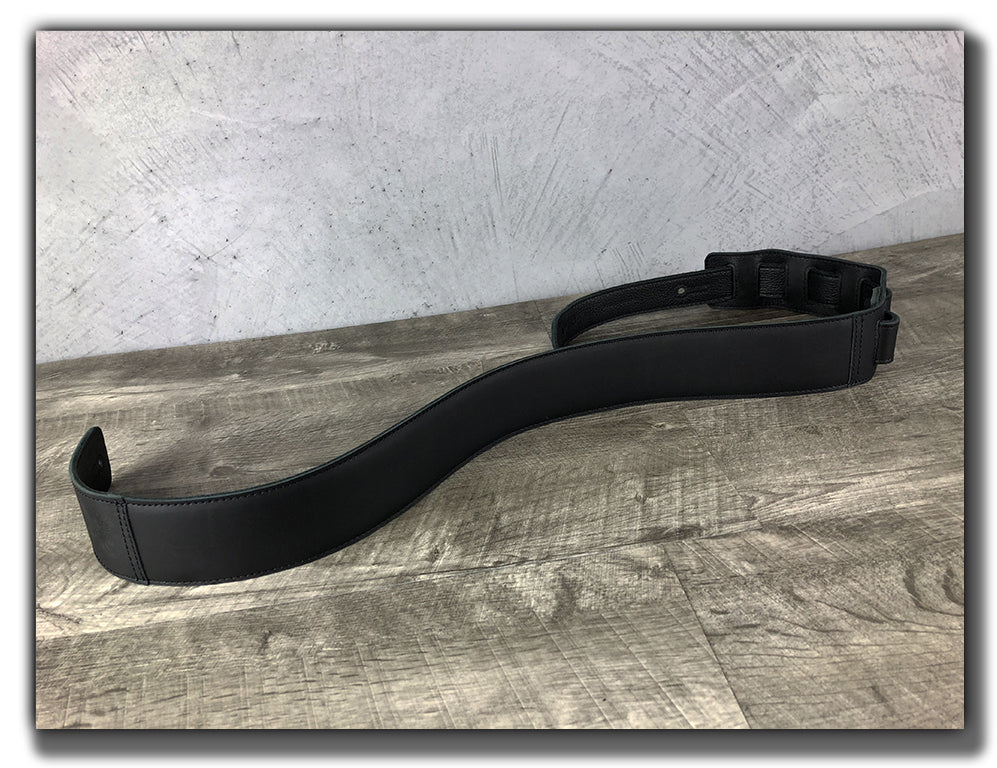 The Reticent - Carbon Black Leather Guitar Strap