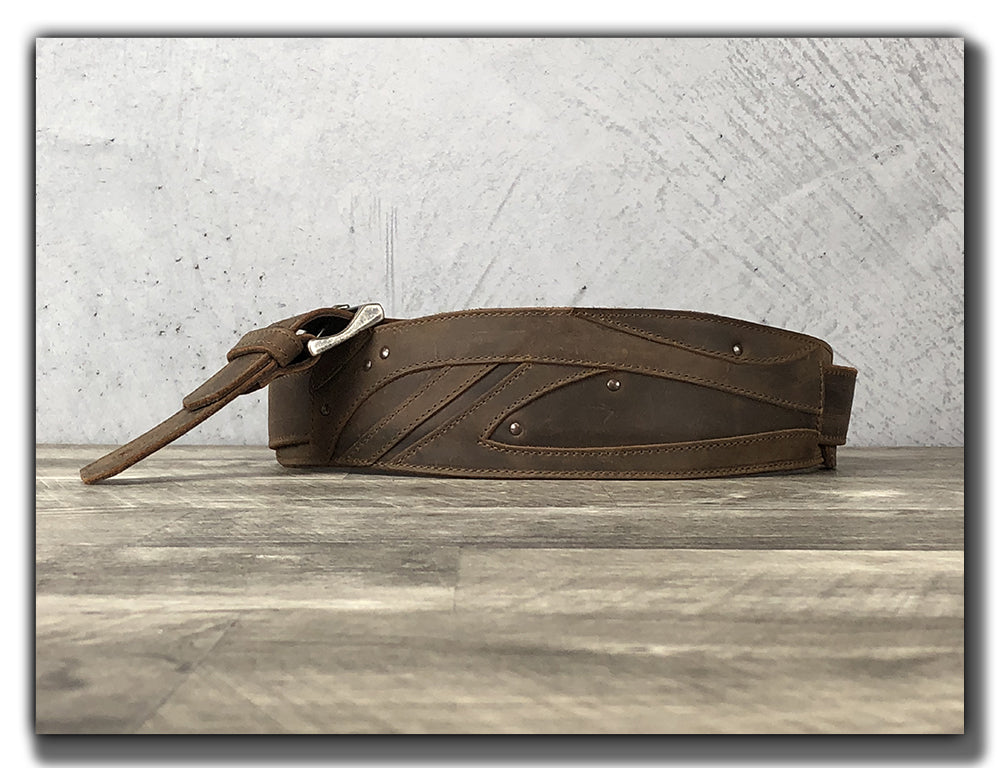 Leather Craft Session: HOW TO STAIN LEATHER - ANTIQUE LEATHER FINISH -  LEATHER GUITAR STRAP MAKING 